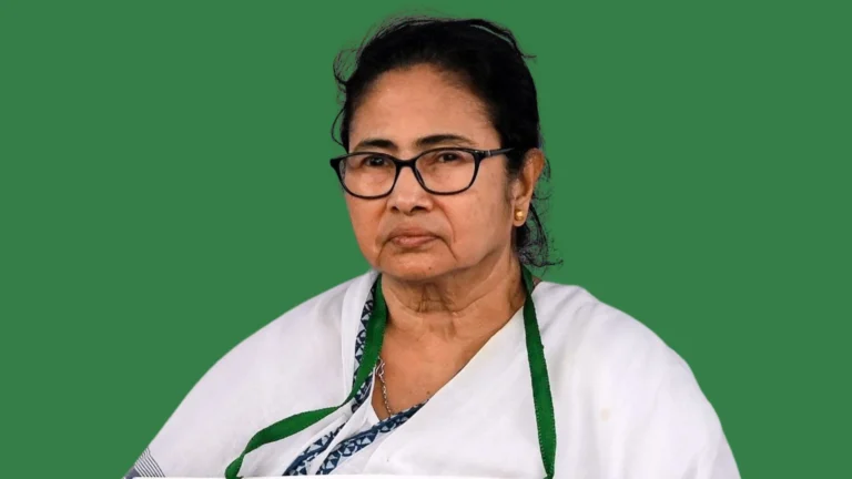 ভারতে বাংলাদেশিদের আশ্রয় দেওয়ার ঘোষণা মুখ্যমন্ত্রীর